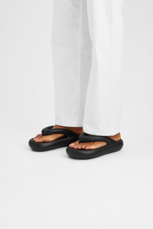 Axel Arigato Delta Sandal レディース Delta 黒 | WN21-0841T5